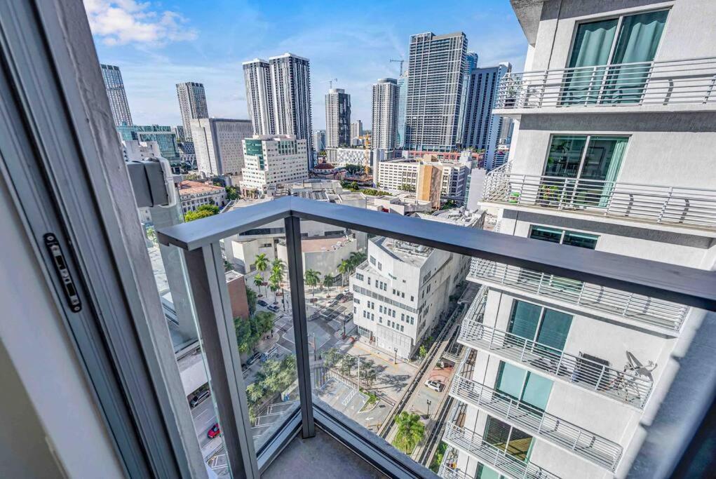 Breathtaking 1Br In The Heart Miami Διαμέρισμα Εξωτερικό φωτογραφία