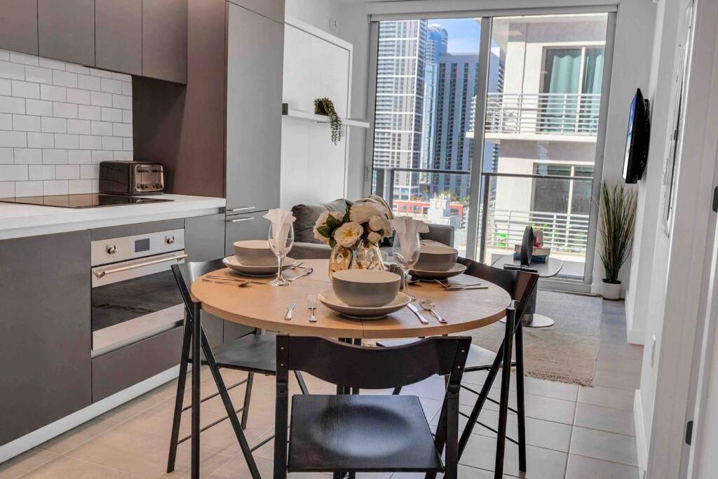 Breathtaking 1Br In The Heart Miami Διαμέρισμα Εξωτερικό φωτογραφία